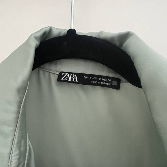 Zara green satin blouse - Picture 7 of 7